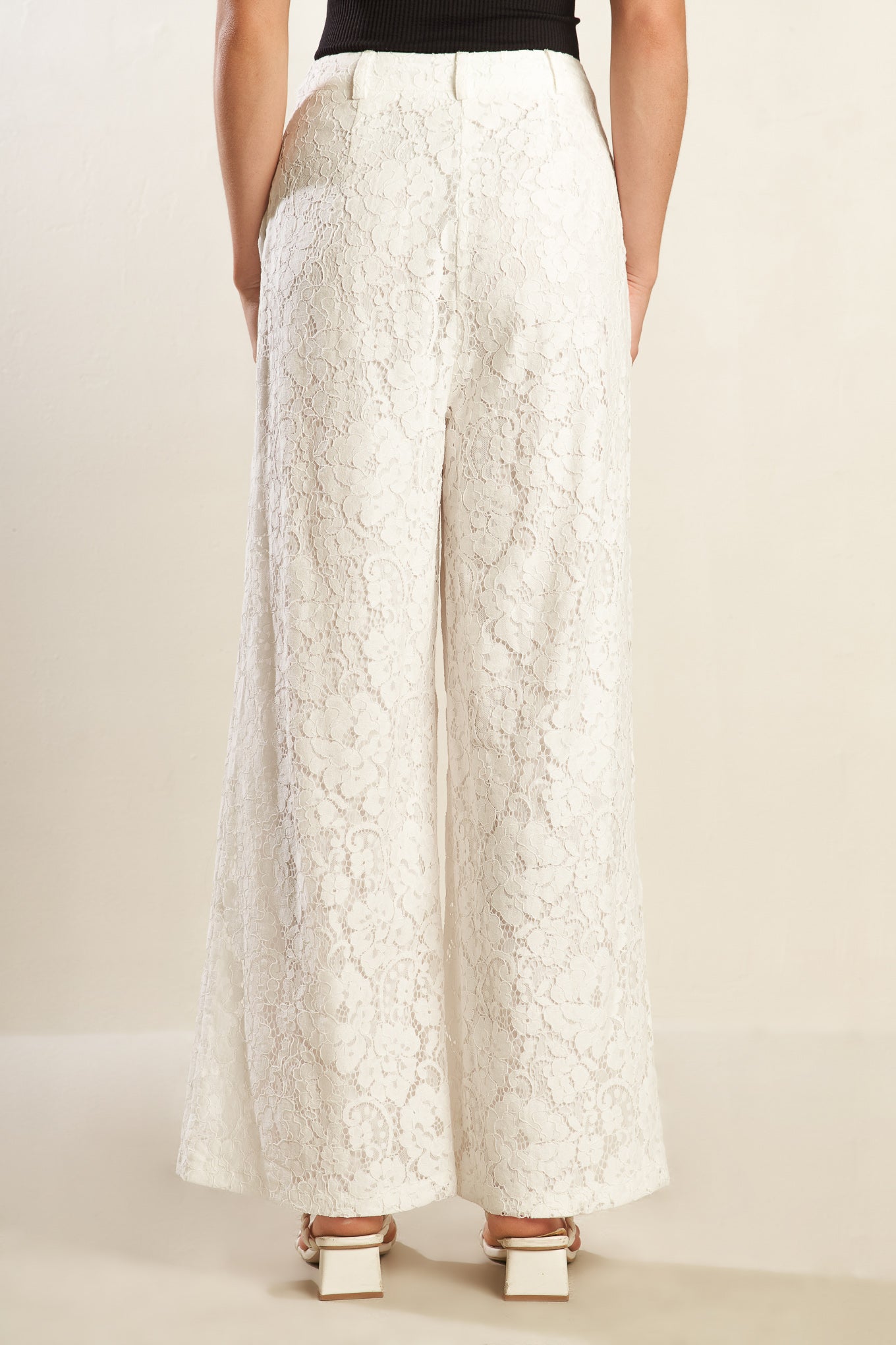 WE TRUST YOU WOVEN LACE PANTS Flying Tomato